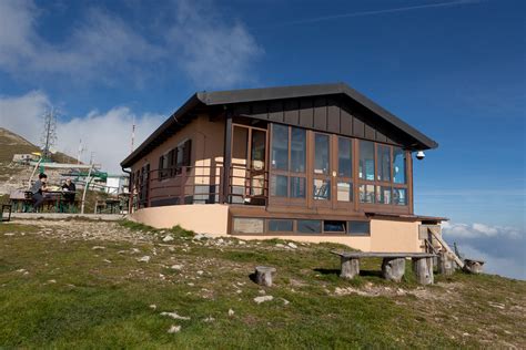 rifugio fiori del baldo stretta.